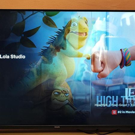 Lola Studio Apartman ไฮจ์ดุสโซบอสโล ภายนอก รูปภาพ